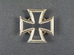 Železný kříž I. stupně 1939 na šroub, výrobce Foerster & Barth, Pforzheim