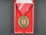 Bronzová záslužná medaile o Rakouský Červený kříž + originální etue