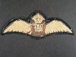 Nášivka RAF, britský pilotní odznak, období II. sv. války