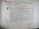 2x povyšovací dekret, na Pilot Officer z r. 1942 a na Flight Lieutenant z r. 1952