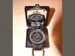 Britský kompas z WW2. Funkčí a v super stavu. používáno v záchranných člunech RAF