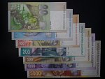 sada bankovek 20 - 5000 Sk 2000 s přítiskem Bi-milénium, všechny sériové čísla končí číslem 