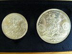1/2 a 1 Tolar ze sady Kremnické Sv. Jurajské dukáty (2016),  Ag 0,925, průměr 30 a 40mm, náklad 150ks, číslovaný certifikát č.122, potvrzení puncovního úřadu, etue, ražba Mincovna Kremnice