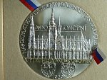 AR medaile dokončení stavby Chrámu sv. Víta, Ag 800, 70mm, 136,51g, náklad 42 ks, ražba kremnice 2017, dřevěná etue, certifikát, osvědčení puncovního úřadu