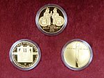 sada 3ks pamětních mincí 10.000 Kč Zlatá Bula + Konstantin a Metoděj + Jan Hus v dřevěné etui, certifikáty