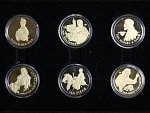 Sada 6 kusů medailí se společným reversem, Doby husitské, Au, 0,750, 22 mm (6 x 6 g), celkem 36 g, Prokop Holý, Jan Žižka, Mistr Jan Hus, Jan Roháč z Dubé, Jan Milič, Jan Želivský, společná etue