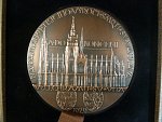 AE medaile dokončení stavby chrámu sv. Víta, Cu, 872 g, průměr 100 mm, ražba Česká mincovna 2024, náklad 30 ks číslovaných, číslo 