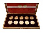 Sada 10x 5000 Kč Městské památkové rezervace 2021-2025 - 10x 1/2 Oz, společná dřevěná etue_