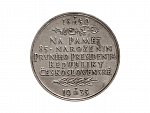 Stříbrná medaile 85. narozeniny Tomáše Garrigue Masaryka, matná, na hraně ryzostní značka 987 a značka výrobce K (mincovna Kremnica), průměr 32mm, 14,92 g.