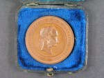 Rakousko Uhersko F.J.I. bronzová medaile Náhrada státu za hospodářské zásluhy, česká verze, 30.4 g. průměr 40,3 mm, orig. etue