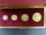 Sada zlatých mincí Koruna česká, 1000 , 2500 , 5000 , 10000 Kč 1996 b.k.