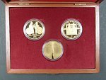 sada 3ks pamětních mincí  10000 Kč 2012, 2013, 2015 Zlatá bula sicilská, Konstantin a Metoděj, mistr Jan Hus, společná dřevěná etue, certifikáty