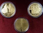 sada 3ks pamětních mincí  10000 Kč 2012, 2013, 2015 Zlatá bula sicilská, Konstantin a Metoděj, mistr Jan Hus, společná dřevěná etue, certifikáty