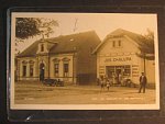 Straky, čb. fotopohlednice restaurace a obchod, prošlá 1934