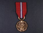 Československá revoluční medaile dutá varianta bez podpisu medailera