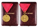Záslužná medaile Za 40 let věrné služby z r. 1898, na stuze pro civilní osoby, zlacený bronz, darovací etue se jménem Adolf Sichart