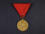 Vojenská jubilejní pam. medaile z r.1898, zlacený bronz, původní stuha