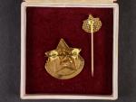 Odznak a miniatura Vzorný pracovník Státního obchodu, značka výrobce Zukov Praha