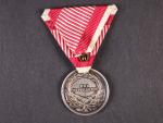 Medaile za statečnost II. třídy, Ag, novodobá vojenská stuha, vydání 1914 - 1917