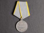 Medaile za bojové zásluhy č.3014071