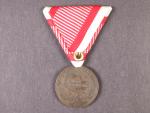 Bronzová medaile za statečnost, novodobá vojenská stuha, vydání 1914 - 1917