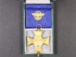 Policejní služební odznak 1. třídy, za 25 let služby, původní etue