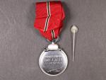 Pamětní medaile na tažení na východ, provedení po roce 1949, k tomu miniatura