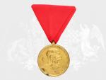 Vojenská jubilejní pam. medaile z r.1898, zlacený bronz, nová stuha