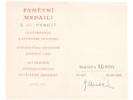 Medaile k 30.výročí osvobození Československa, udělovací průkaz a etue