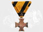 Vojenský služební kříž pro důstojníky II.tř. za 40/35 let služby, 3. vydání z let 1890 - 1918, pozlacený bronz, původní stuha