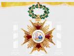 Řád Isabely Katolické, komandér, typ II. 1847-1868, zlato, smalty, punc Au, 31,59 g., původní nákrční stuha