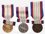 Medaile za upevňování přátelství ve zbrani I.,II. a III. třídy