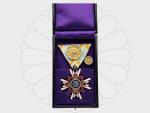 Řád posvátného Pokladu, IV. třída, stříbro, smalty, nepunc. a neznačeno, původní etue, poválečná výroba..