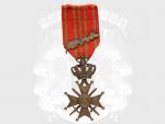 Válečný kříž 1914 - 1918 s bronzovou ratolestí, za zmínku v hlášení, na stuze