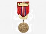 Medaile Za zásluhy o ČSLA, II.stupeň, etue