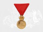 Vojenská záslužná medaile Signum Laudis F.J.I., zlacený bronz, původní civilní stuha, orig.ozdobná etue