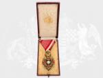 Řád Františka Josefa I. rytíř, zlacený bronz, na závěsném kroužku značka výrobce V. MAYERS & SOHNE a hvězdička, originální etue