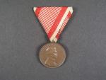 Bronzová medaile za statečnost, původní vojenská stuha, vydání 1917 - 1918