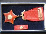 Řád rudé zastavy ČSSR č. 405, ministuzka + etue, vzacne