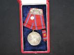 Medaile práce II. třídy, cislo7889, puvodni etue