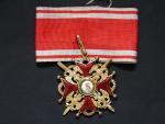 Řád sv.Stanislava s meči, pozlaceny bronz, značka výrobce Eduard - K, II.třída, vzácný