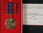 Medaile Za verné služby v PO I. stupňa + průkaz
