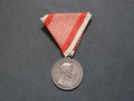 Medaile za statečnost II. třídy, Ag, původní vojenská stuha, vydání 1917 - 1918