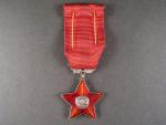 Řád Rudé hvězdy ČSR č.983, opravovaný smalt v cípu hvězdy na reverzu