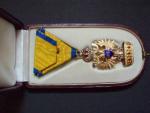 Řád železné koruny, 3.tř. v originalni etui vzacna, nepuncovane Au, znacka vyrobce F.R.