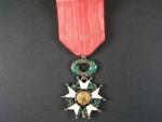 Řád čestné legie, rytíř, 3. republika 1870 - 1951, mírně poškozený zelený smalt