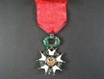 Řád čestné legie, rytíř, 3. republika 1870 - 1951, mírně poškozený zelený smalt