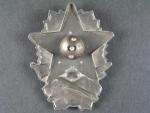 Odznak vojenské akademie 1948 č.6, výrobce Zukov Ag900