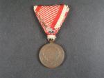 Bronzová medaile za statečnost, původní vojenská stuha, vydání 1914 - 1917