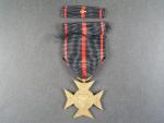 Kříž za věrnost Svazu protifašistických bojovníků + dekret